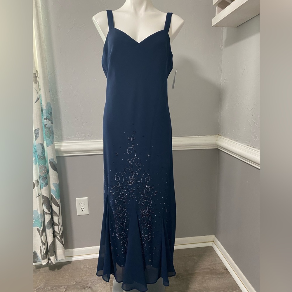 R & M Richards Evening Gown- Navy- size 14